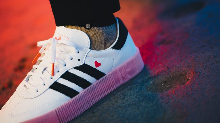 Romantická valentýnka v režii tří proužků: adidas Valentine’s Pack