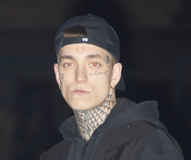 Nik Tendo vydává EP Restart. Kdo se na něm objeví?