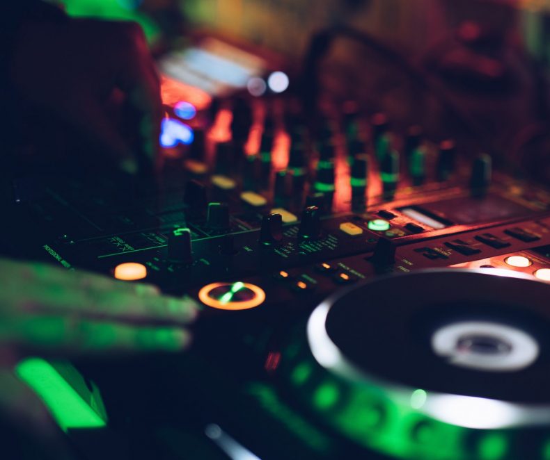 Esportový tým Brute organizuje challenge pro nejlepší herní DJs