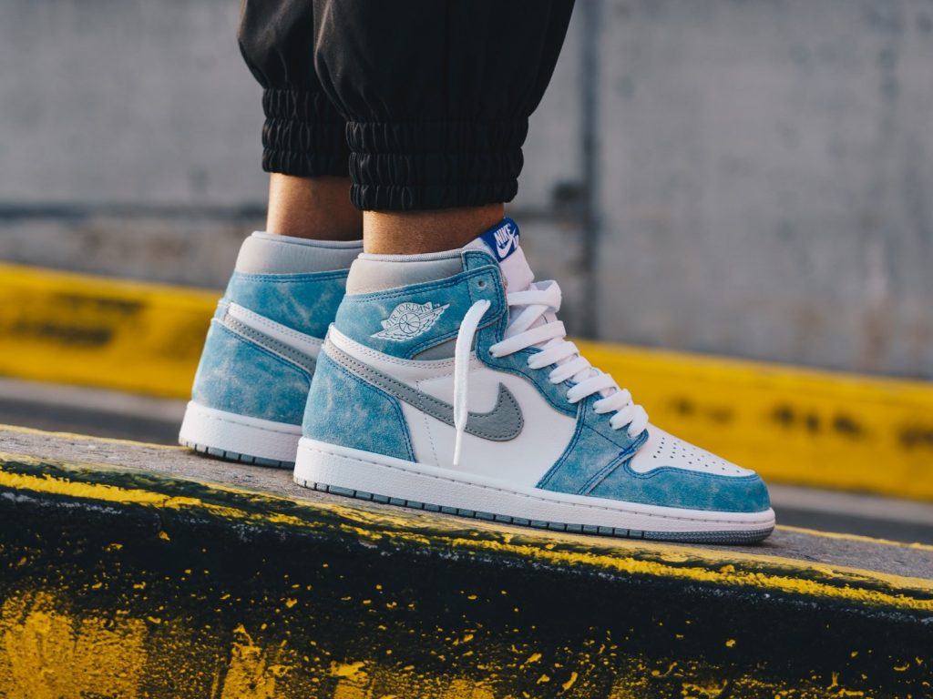 On Feet: adidas x SW Superearth, AJ 1 Hyper Royal, AF 1 Pixel and