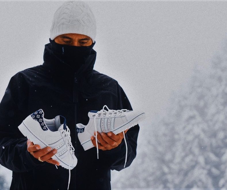 Editorial: Footshop x adidas Superstar ‚Blueprinting‘ na sněhu
