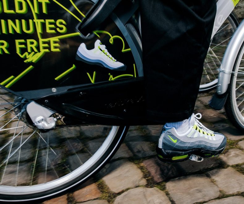 Nike AM 95 OG ‚Neon‘ přináší čistší vzduch do měst a jízdy na Nextbike zdarma