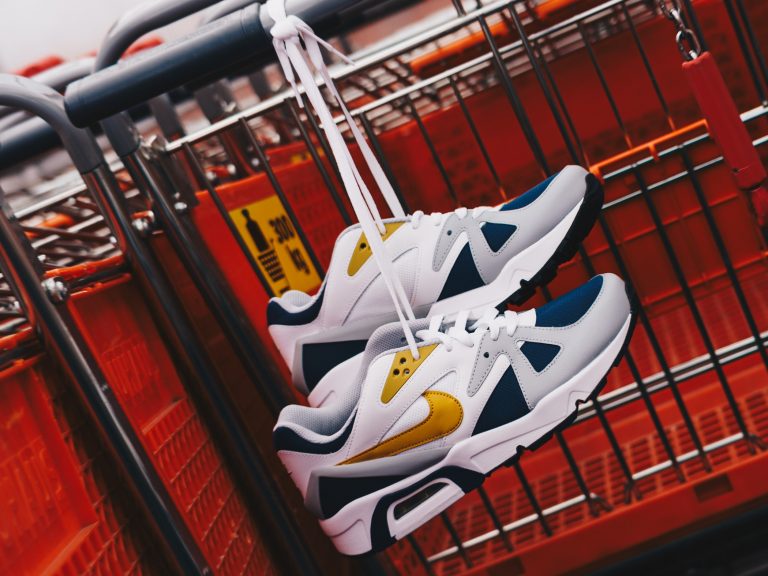 Nike slaví 30 let Air Structure Triax vydáním dvou OG colorways