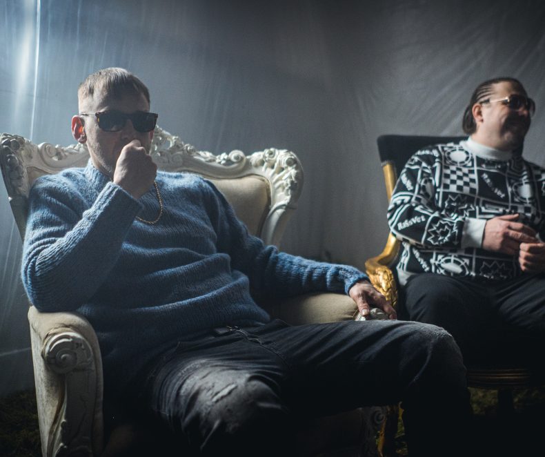 Hugo Toxxx: Neposlouchejte žádný rady, poslouchejte rap