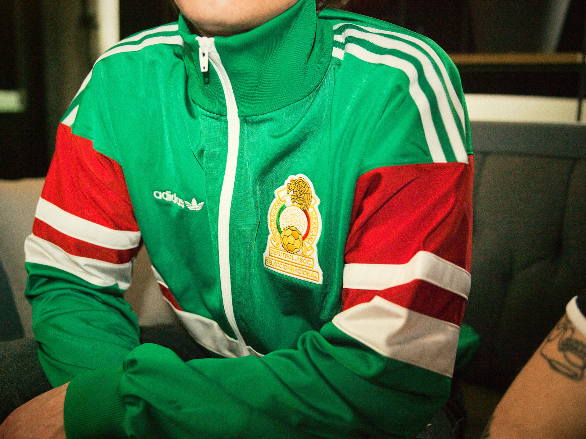 adidas Mexico Track Top 1986 detail — FMF crest, zeleno-bílo-červená kompozice