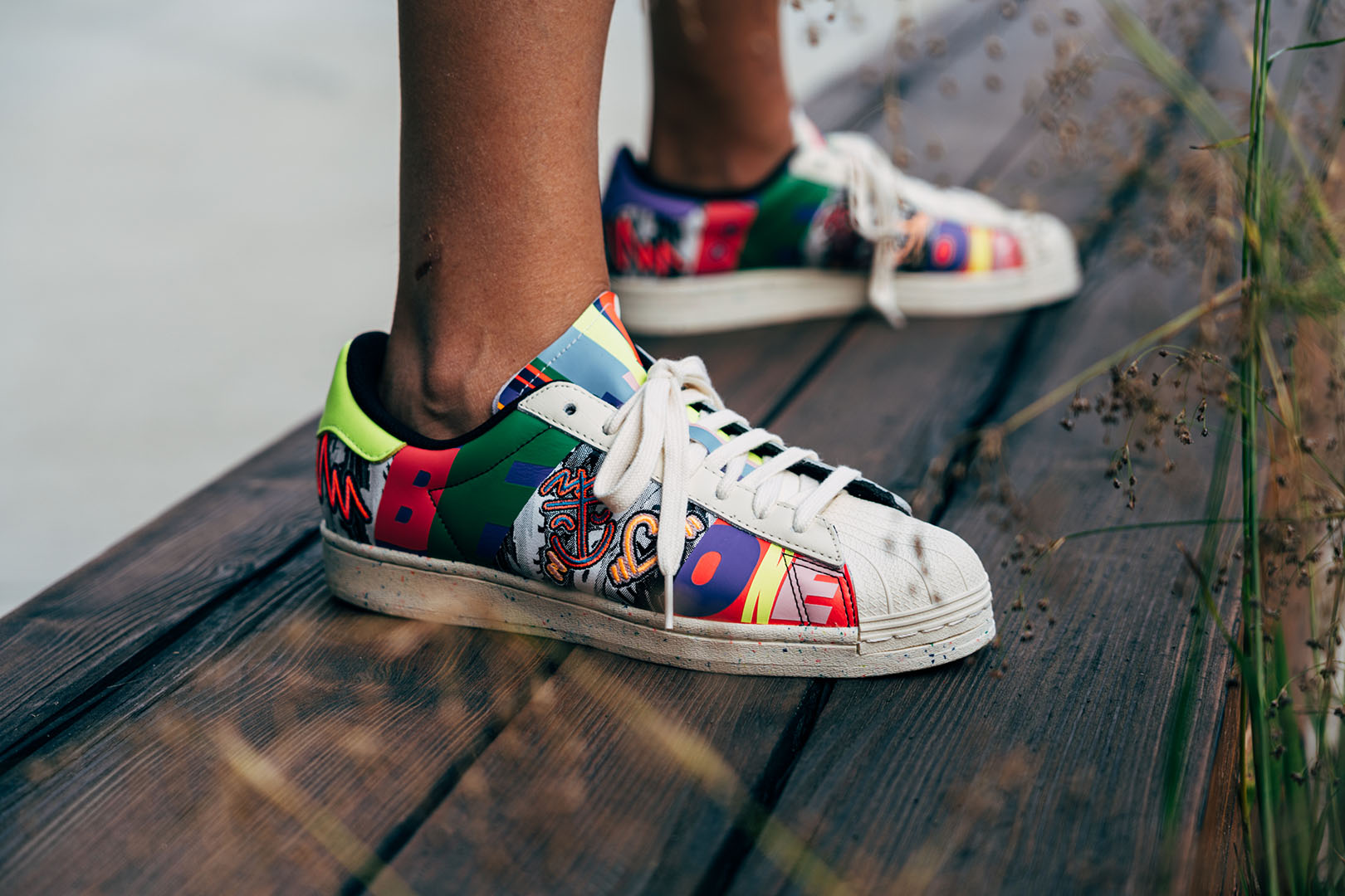 Laos aislamiento Forzado adidas Superstar "Pride"