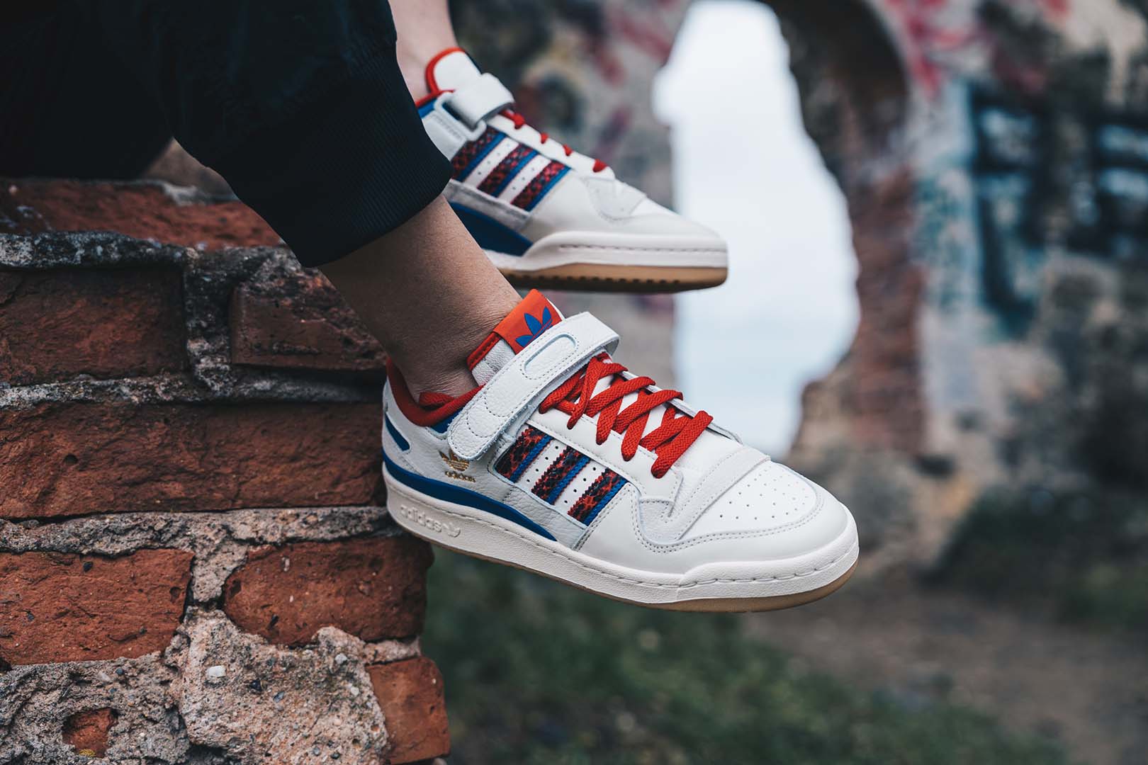 Adidas Forum 84 Low Off White/ Shadow Navy/ Core White